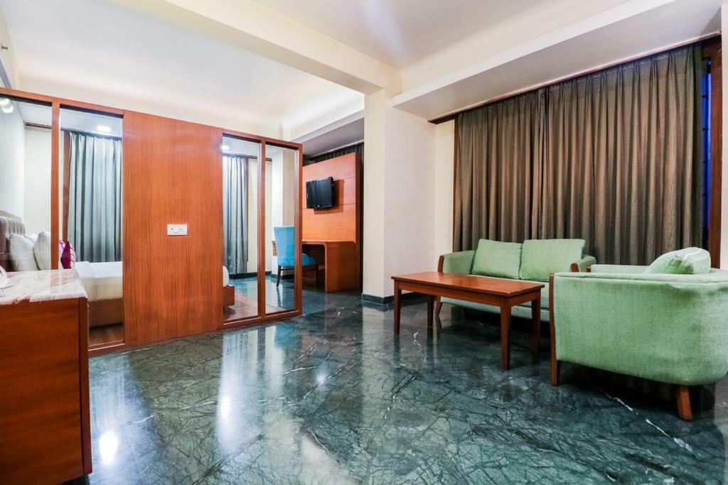 La Silver Leaf Hotel Nawashahr Luaran gambar
