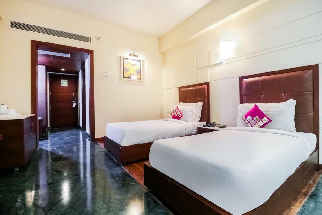 La Silver Leaf Hotel Nawashahr Luaran gambar