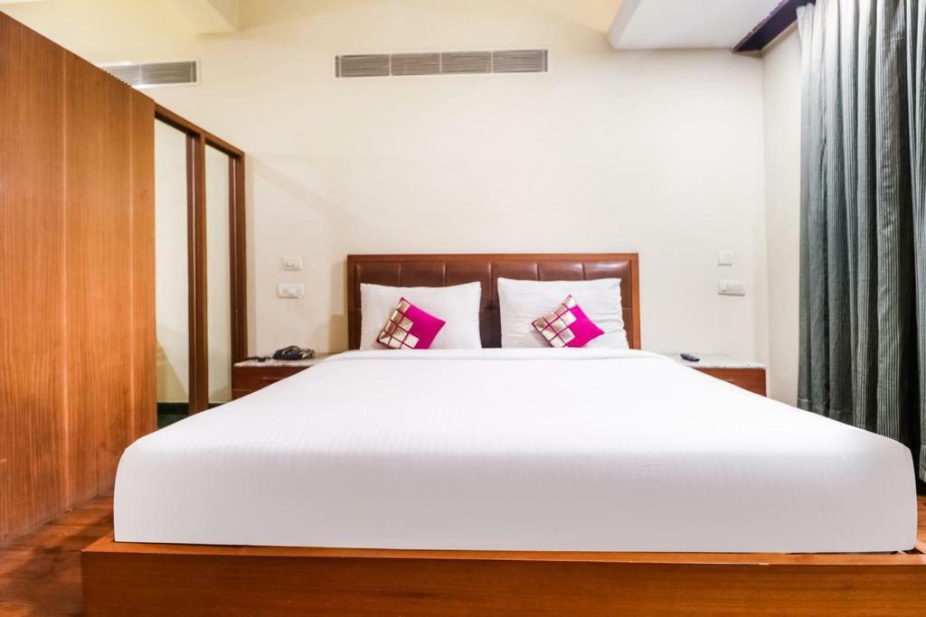 La Silver Leaf Hotel Nawashahr Luaran gambar